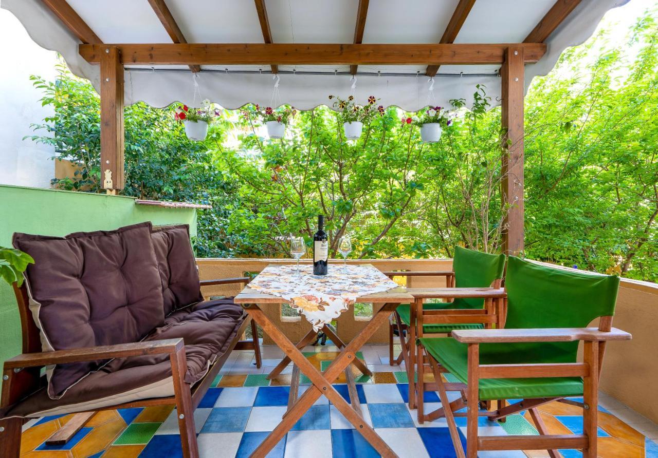 Eddy'S Apartment Rhodes City Екстер'єр фото